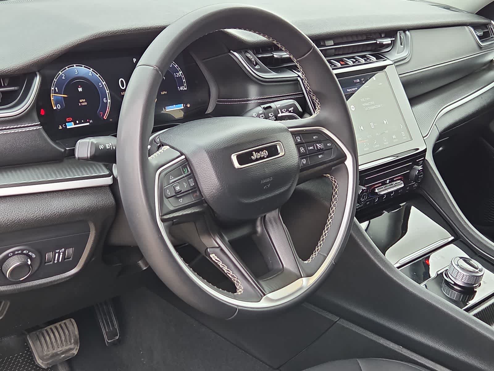 2024 Jeep Grand Cherokee Laredo