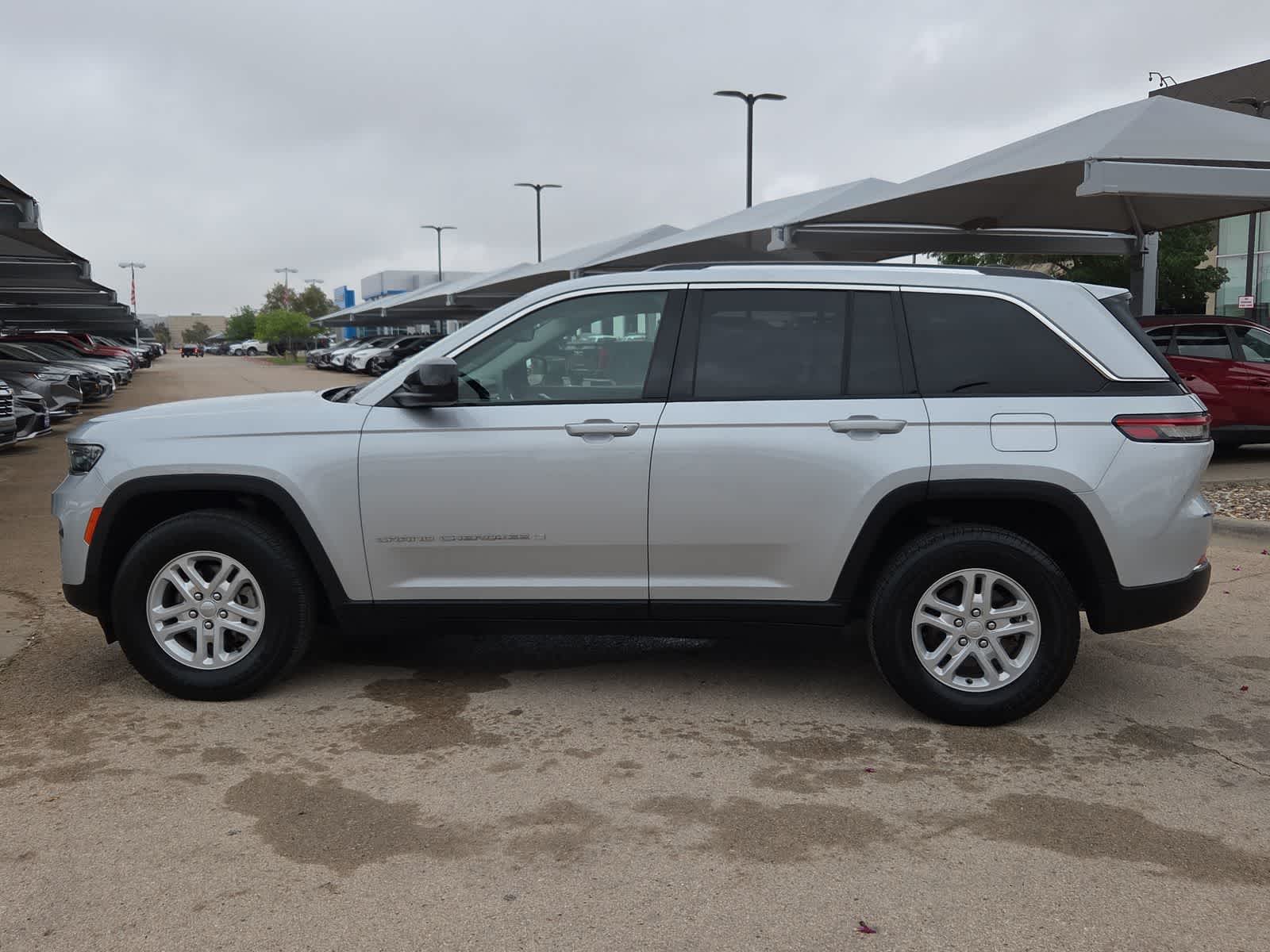 2024 Jeep Grand Cherokee Laredo