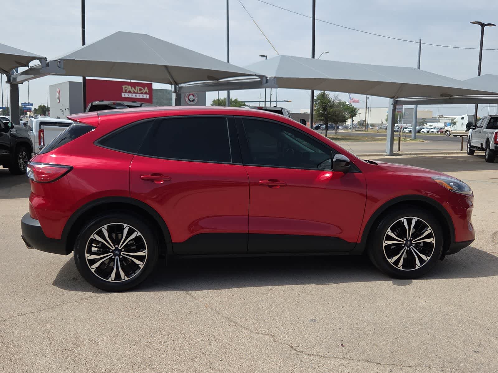 2022 Ford Escape SE
