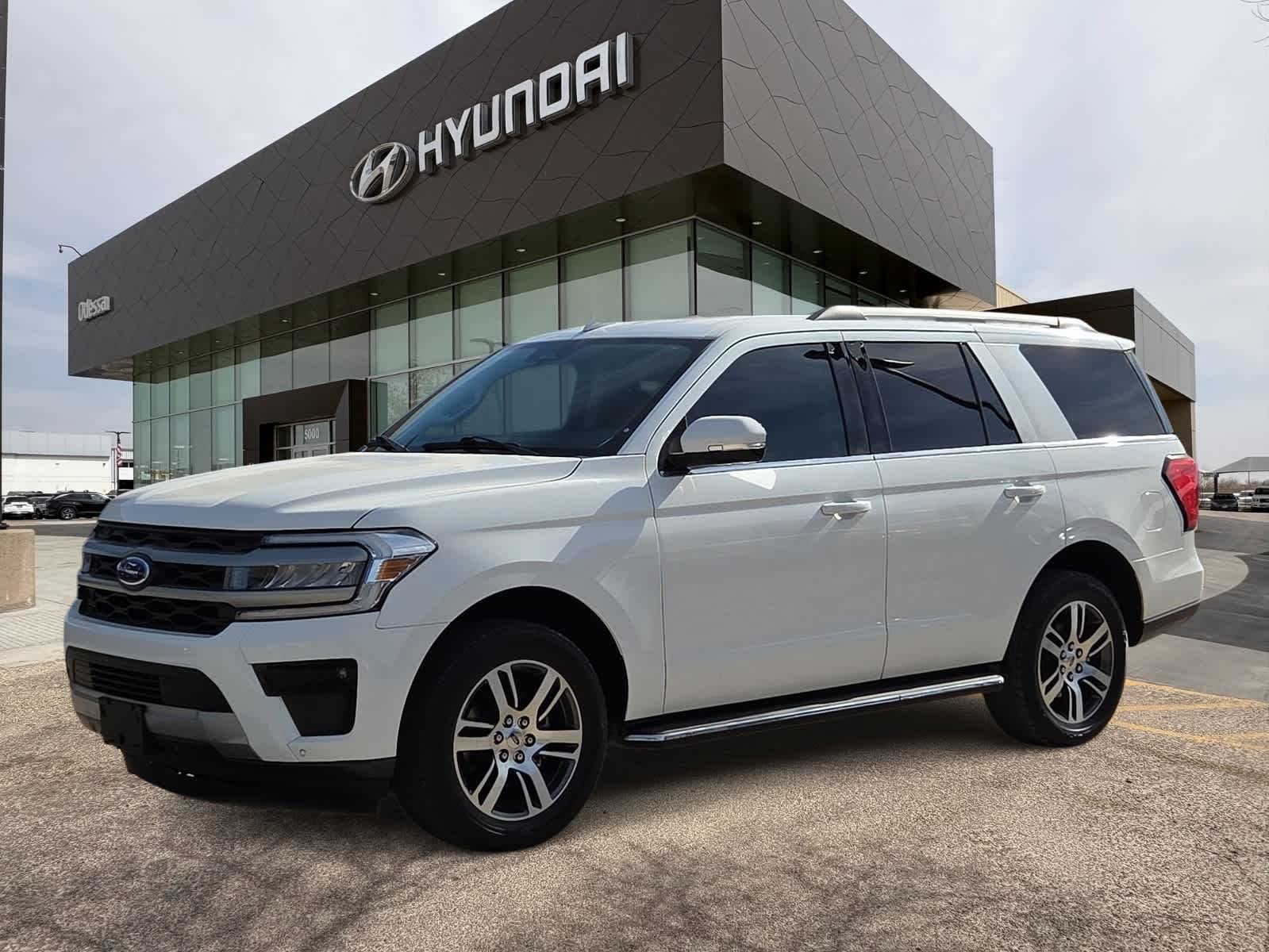 2023 Ford Expedition XLT