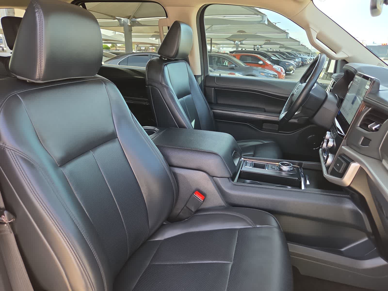 2023 Ford Expedition XLT