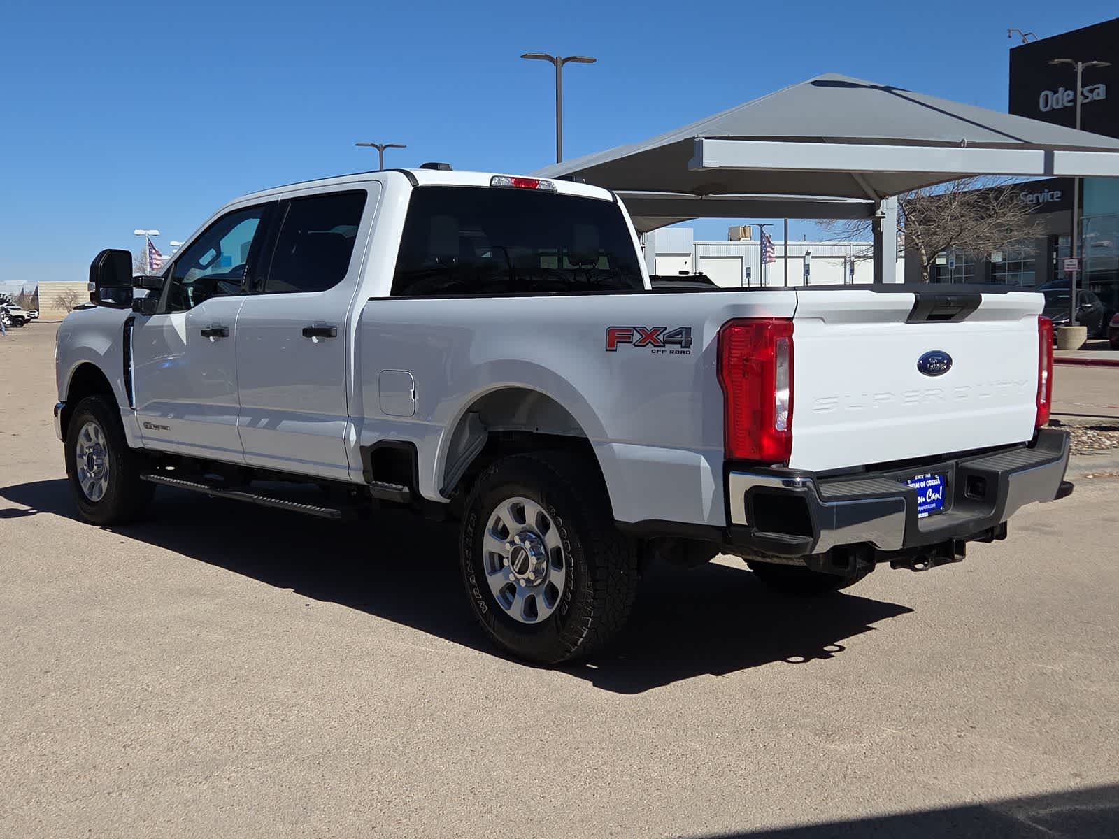 2024 Ford Super Duty F-250 Pickup XLT