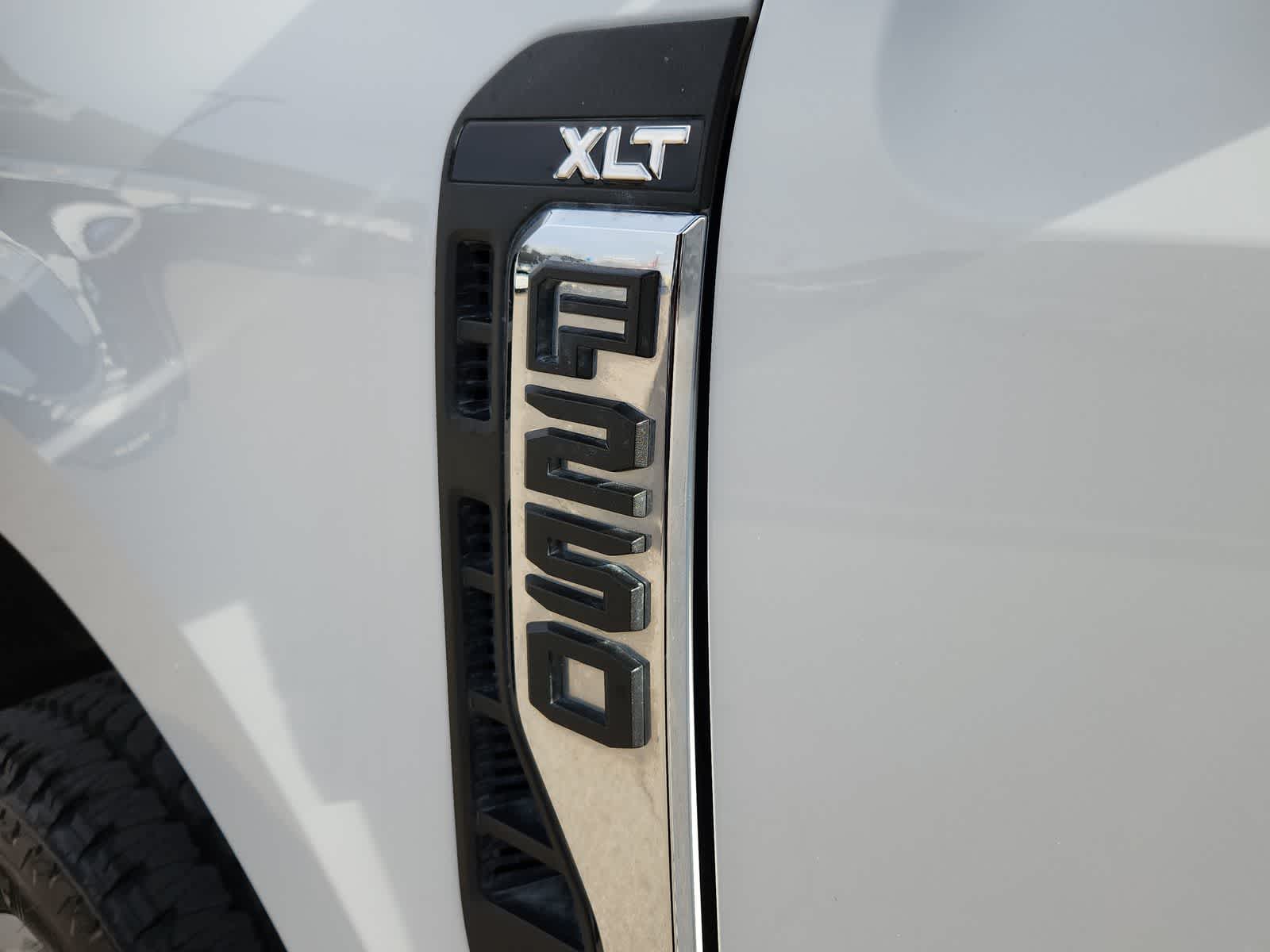 2024 Ford Super Duty F-250 SRW XLT