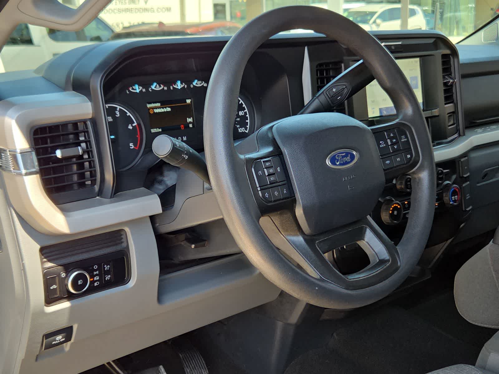 2025 Ford Super Duty F-350 SRW XLT
