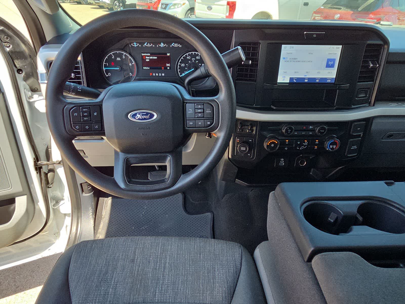 2025 Ford Super Duty F-350 SRW XLT