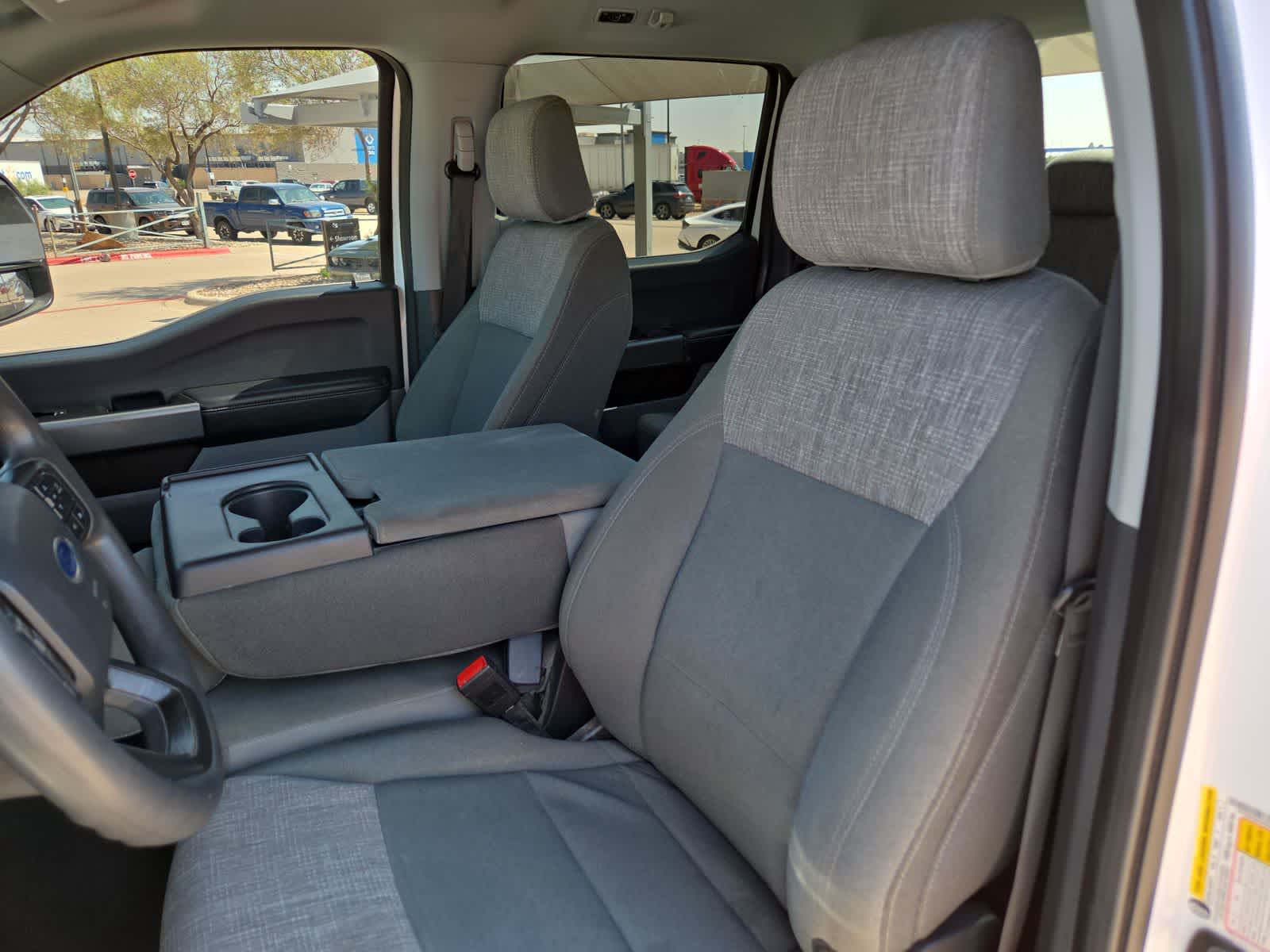 2025 Ford Super Duty F-350 SRW XLT