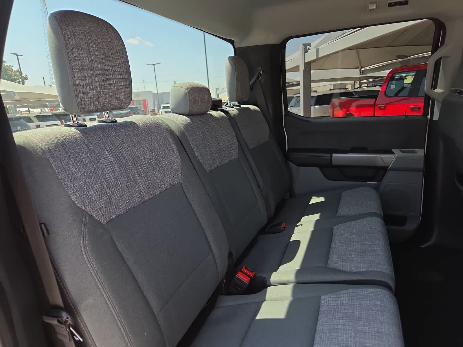 2025 Ford Super Duty F-350 SRW XLT