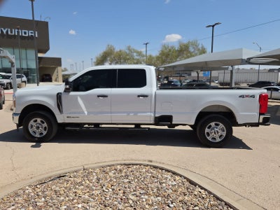 2025 Ford Super Duty F-350 SRW XLT