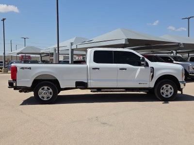 2025 Ford Super Duty F-350 SRW XLT