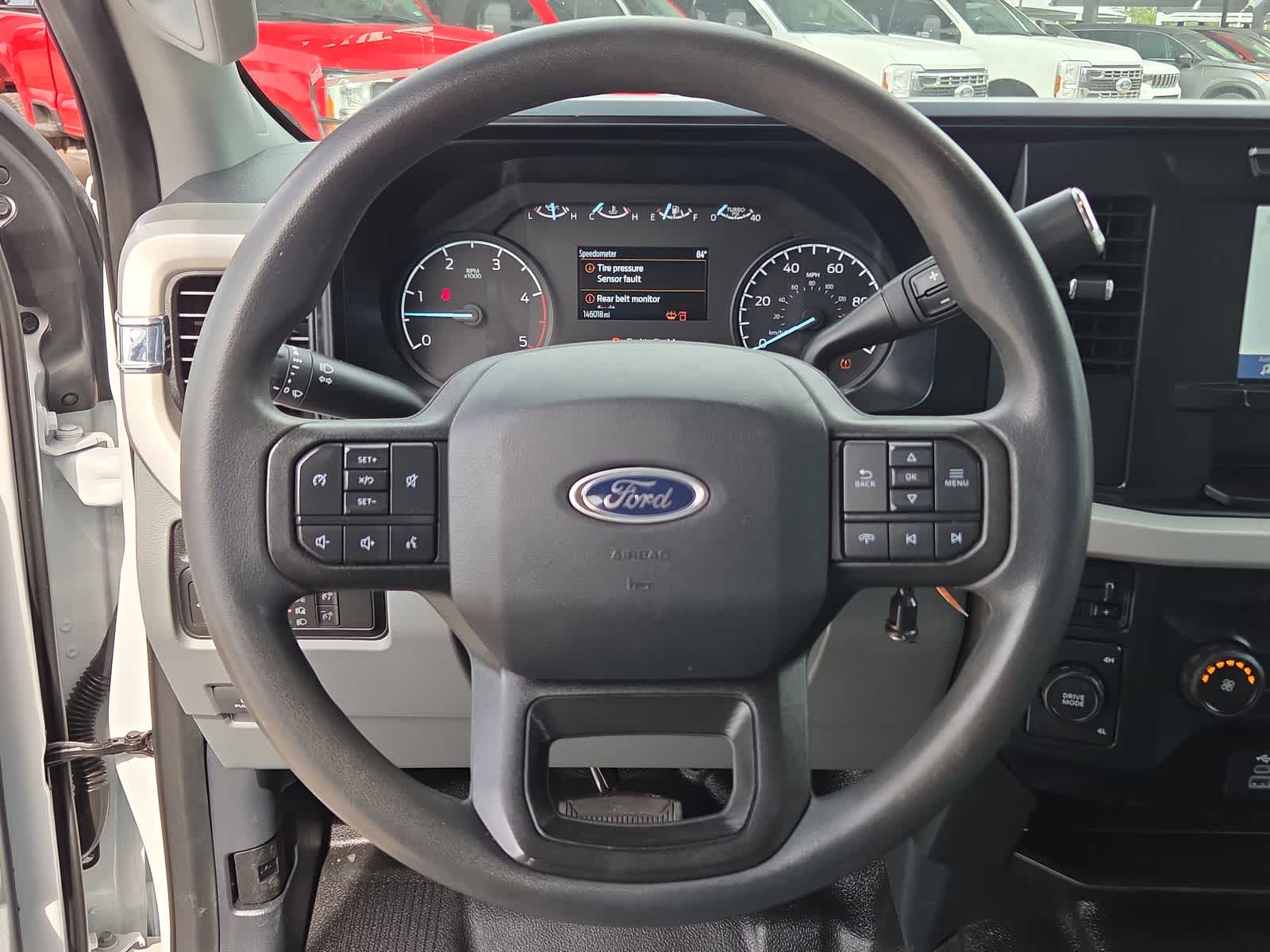 2023 Ford Super Duty F-350 DRW Pickup XL