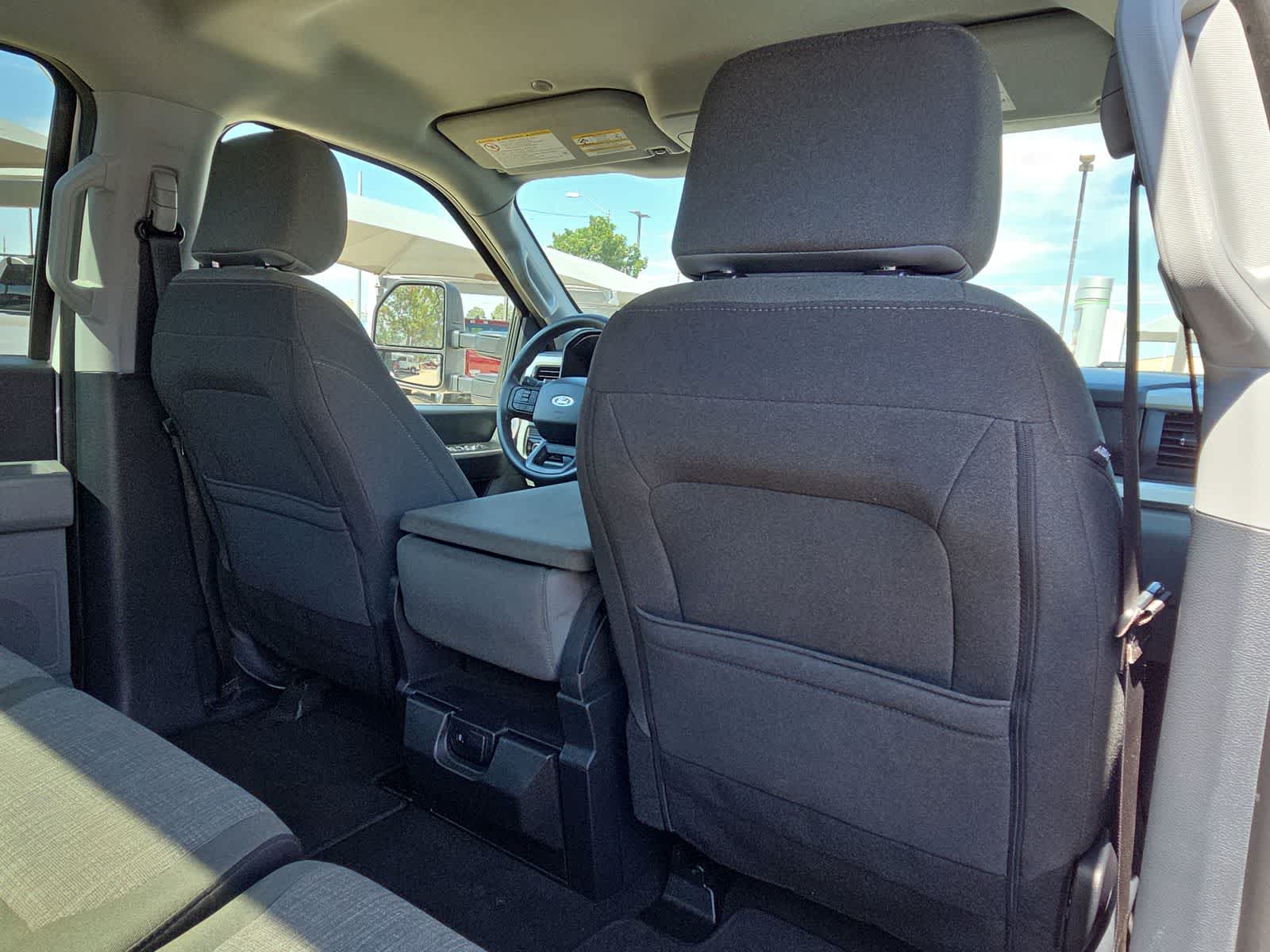 2025 Ford Super Duty F-350 DRW Pickup XLT