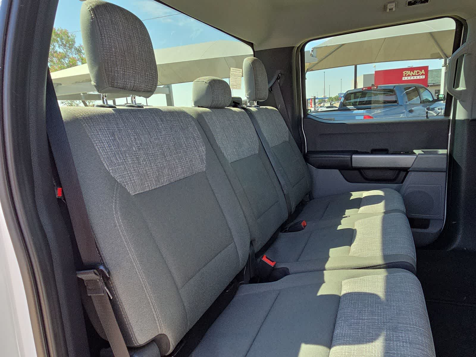 2025 Ford Super Duty F-350 DRW Pickup XLT