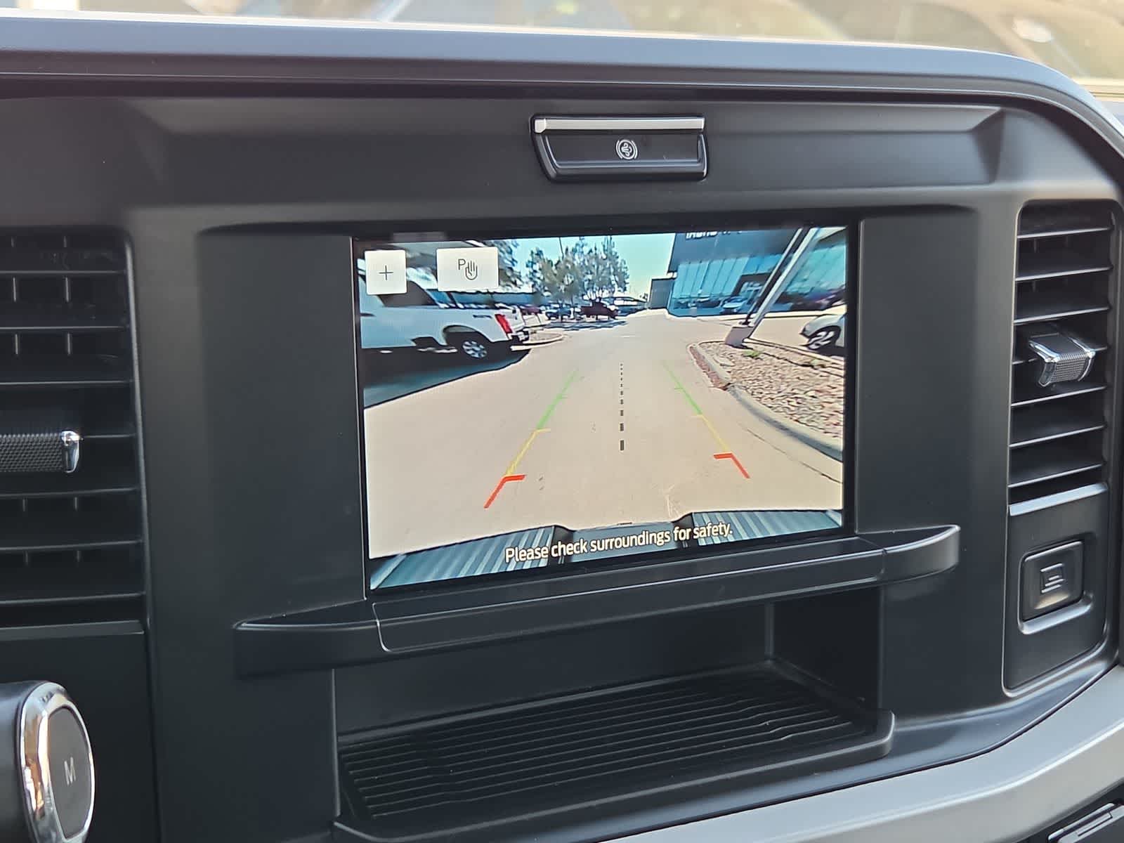2025 Ford Super Duty F-350 DRW Pickup XLT