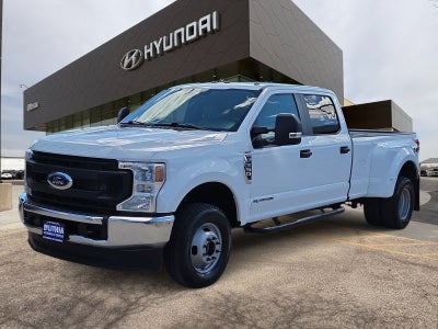 2022 Ford Super Duty F-350 DRW Pickup XL