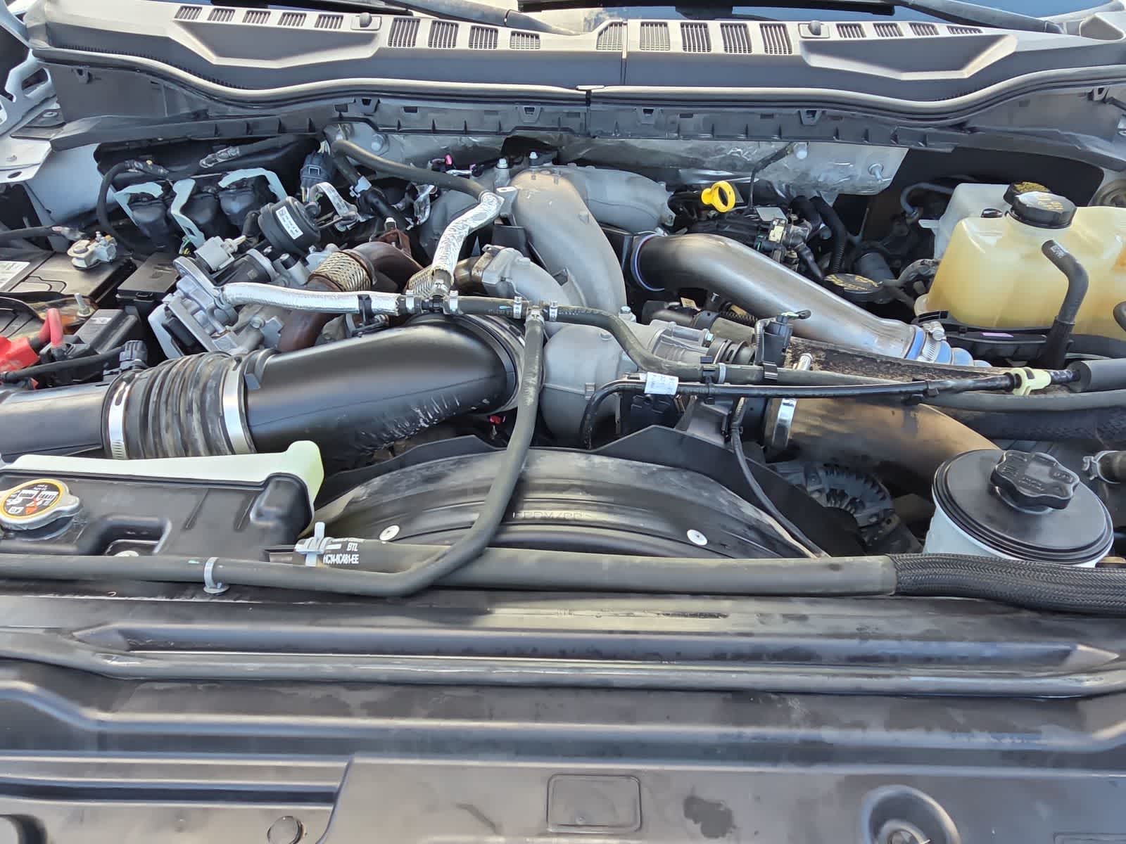 2022 Ford Super Duty F-350 DRW Pickup XL