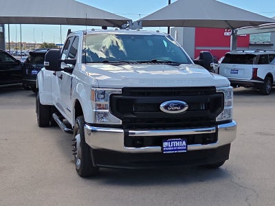 2022 Ford Super Duty F-350 DRW Pickup XL