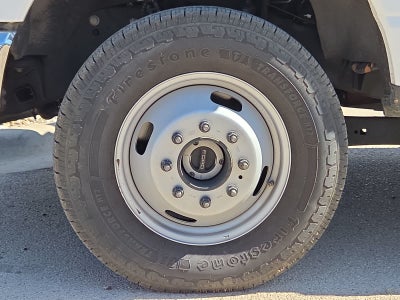 2025 Ford Super Duty F-350 DRW Pickup XLT