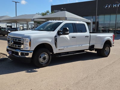 2025 Ford Super Duty F-350 DRW Pickup XLT