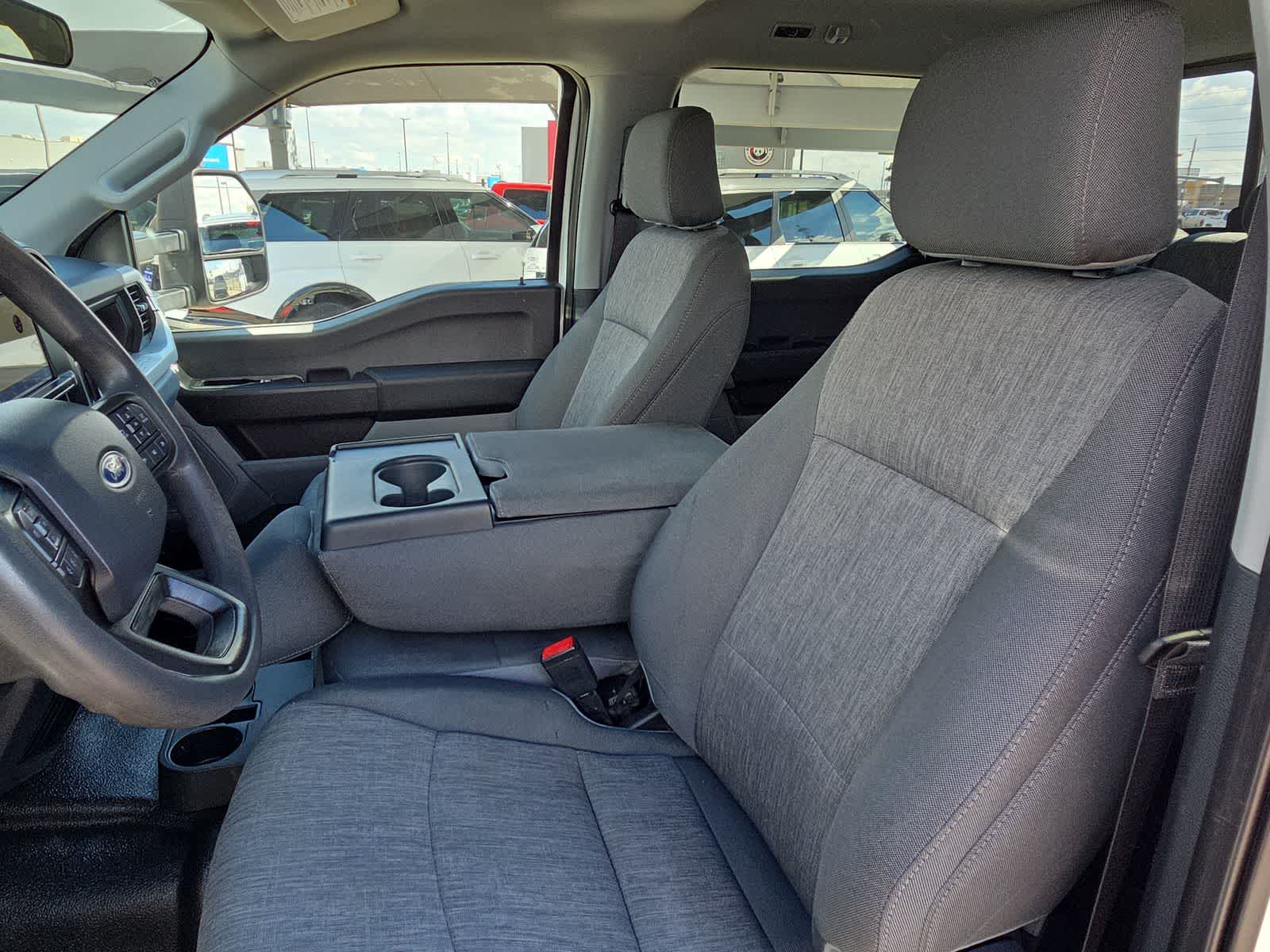 2023 Ford Super Duty F-350 DRW Pickup XL