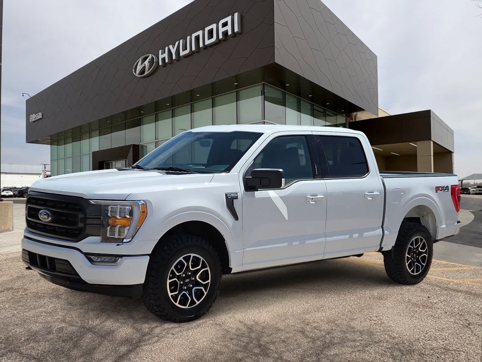 2023 Ford F-150 XLT 4x4 SuperCrew 5-1/2 Box's photo