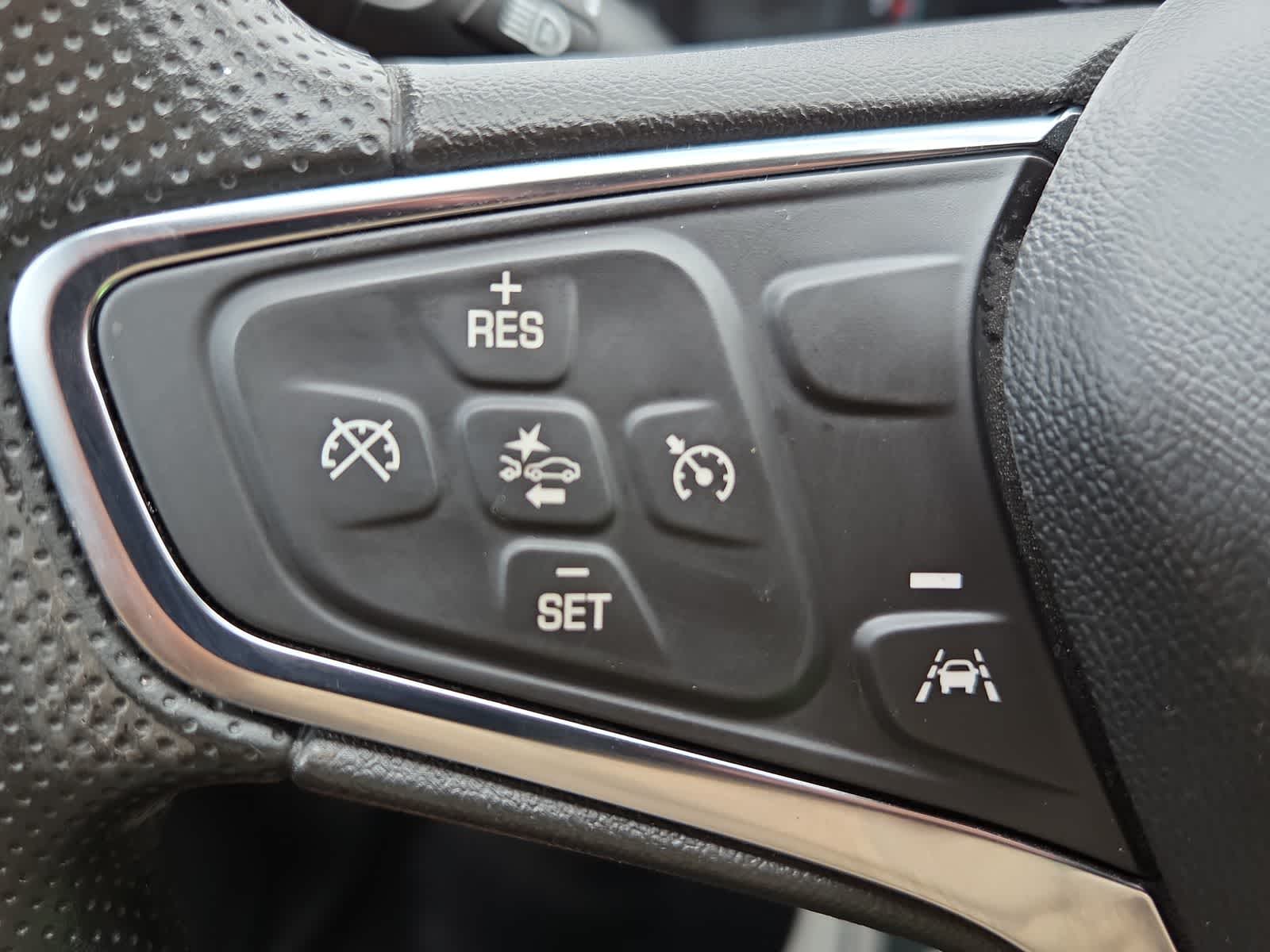 2023 Chevrolet Malibu LS