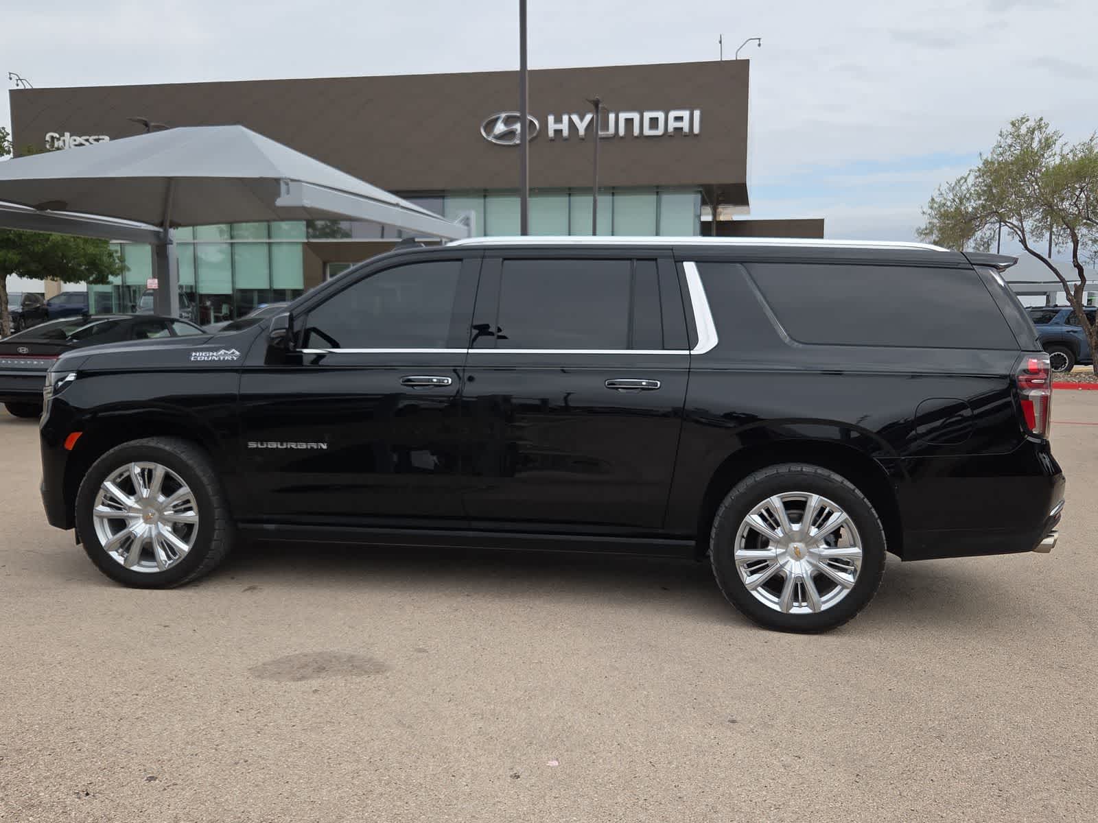 2022 Chevrolet Suburban High Country
