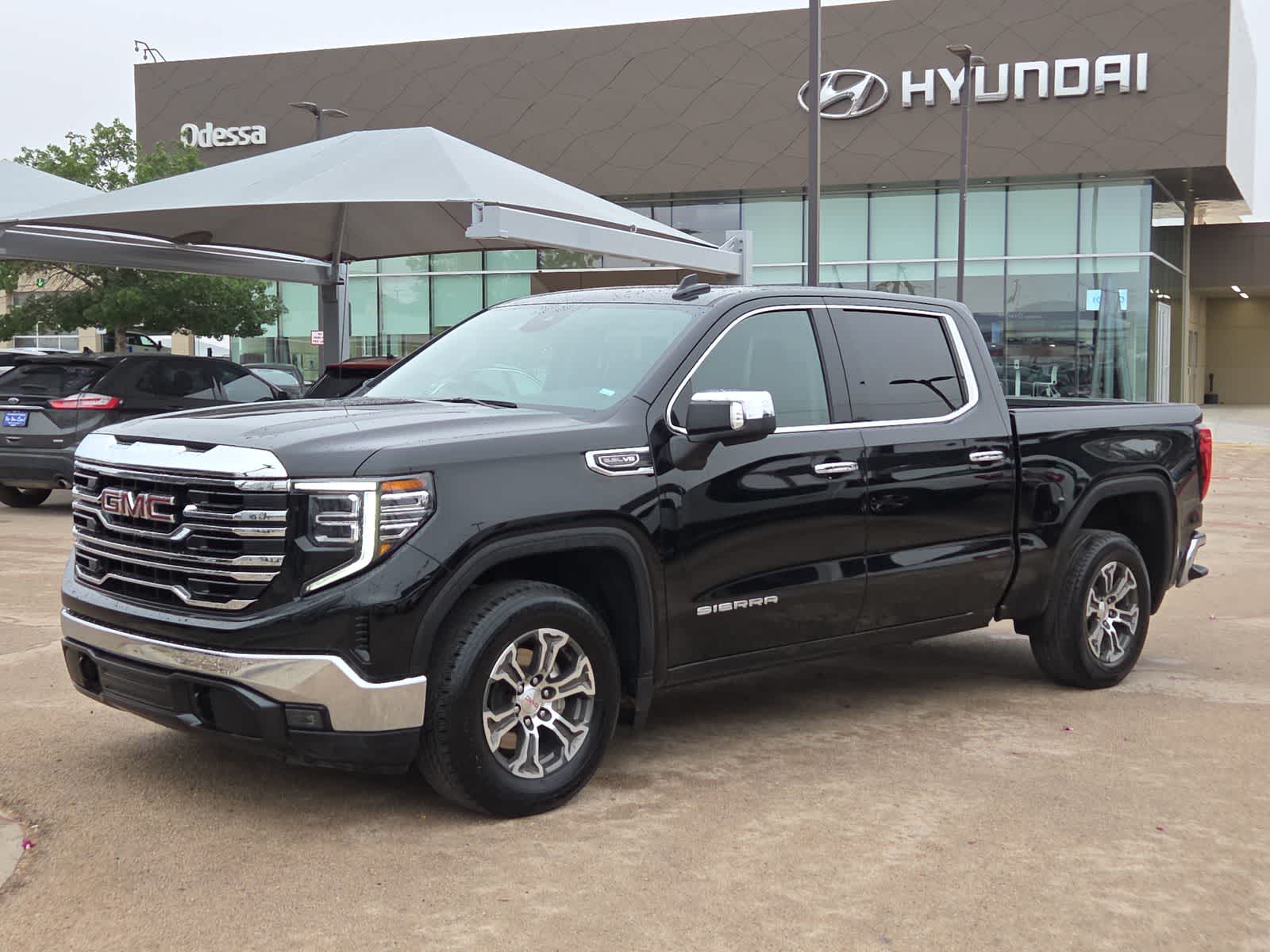 2025 GMC Sierra 1500 SLT