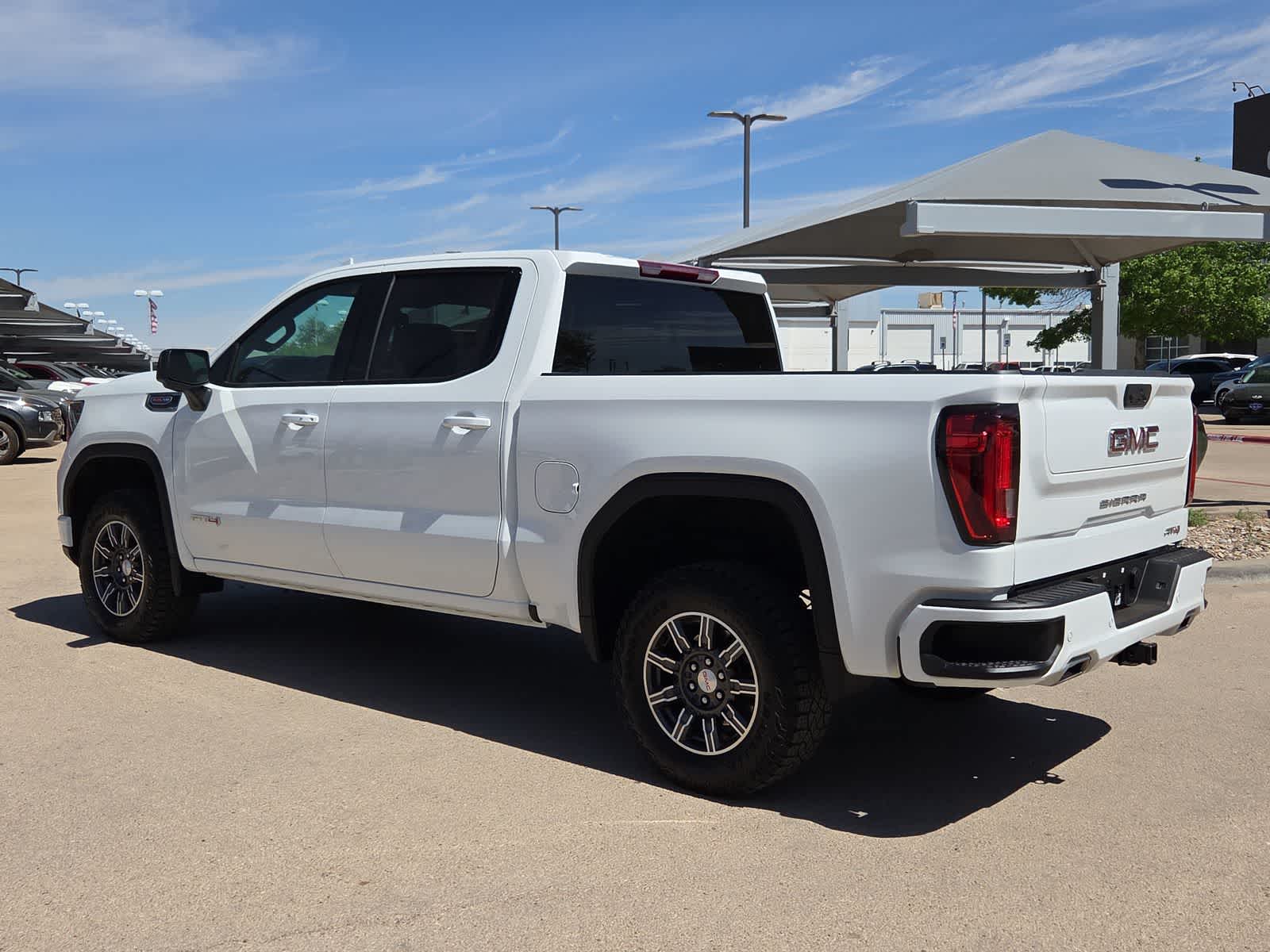 2025 GMC Sierra 1500 AT4