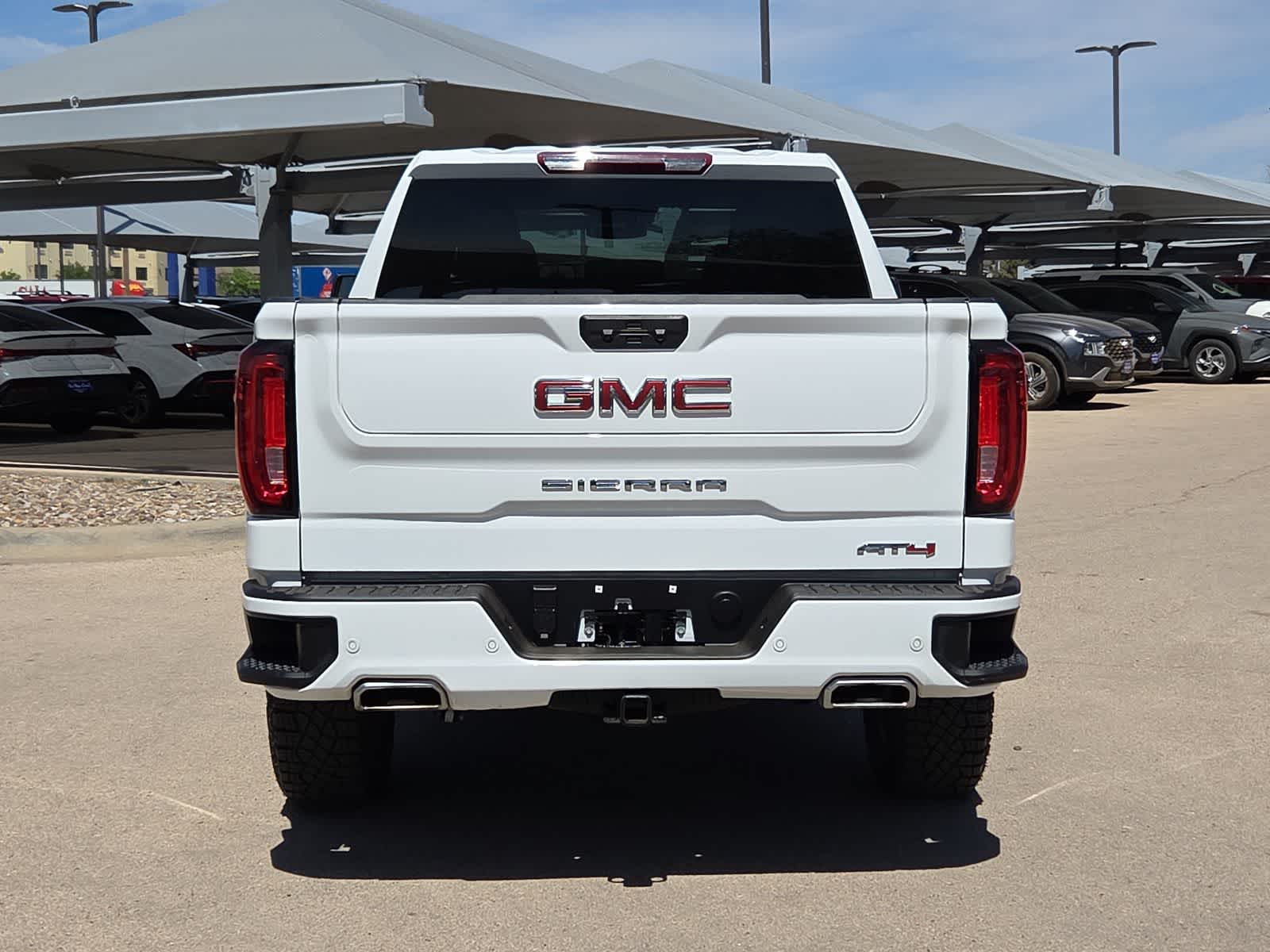 2025 GMC Sierra 1500 AT4