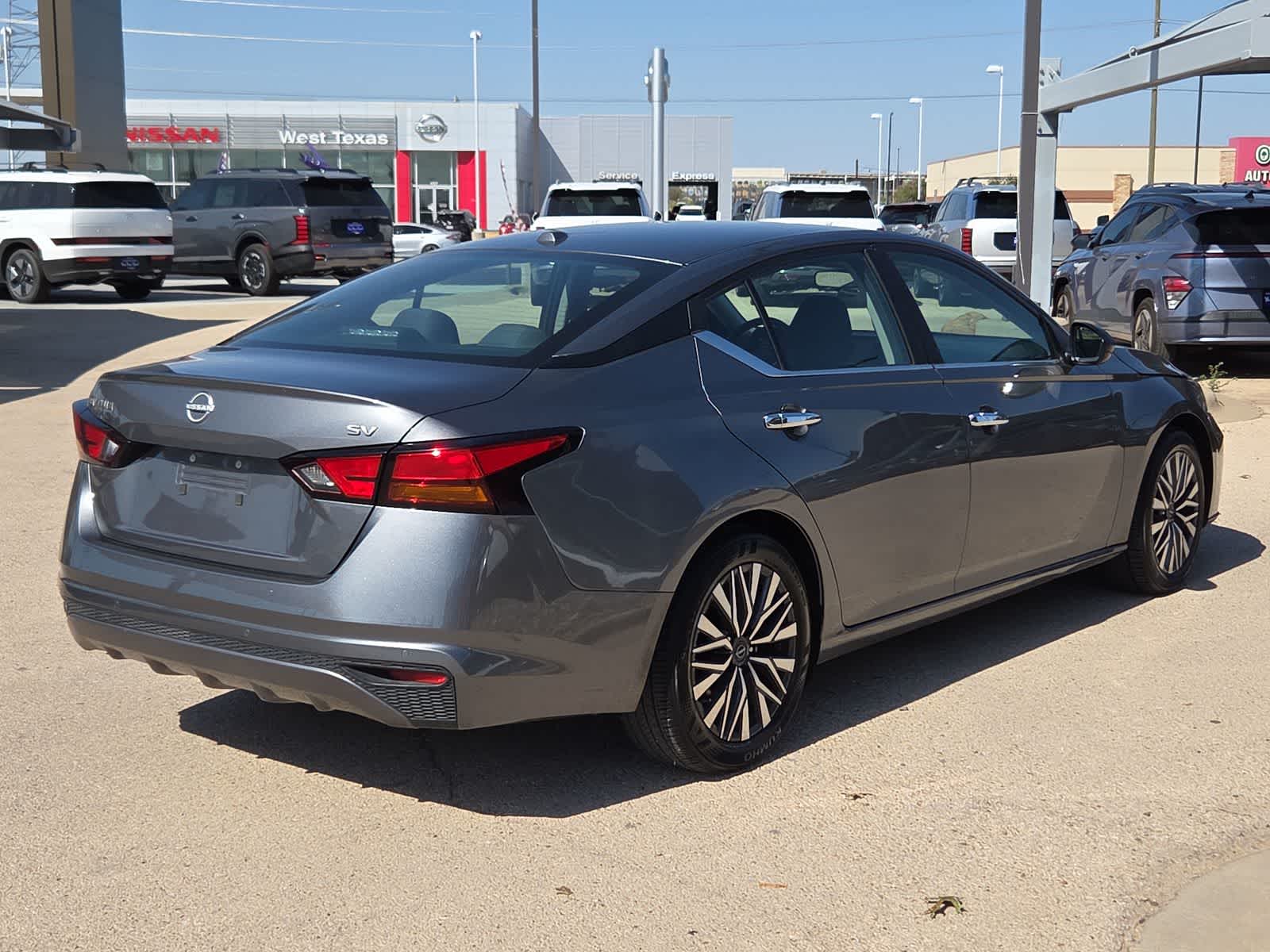 2024 Nissan Altima 2.5 SV