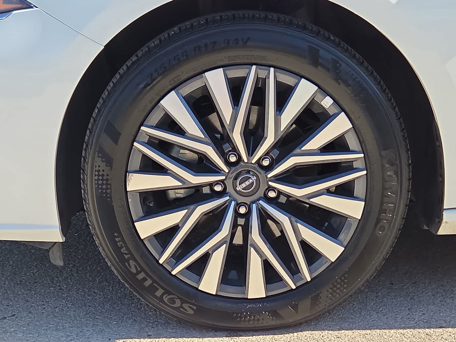 2025 Nissan Altima SV