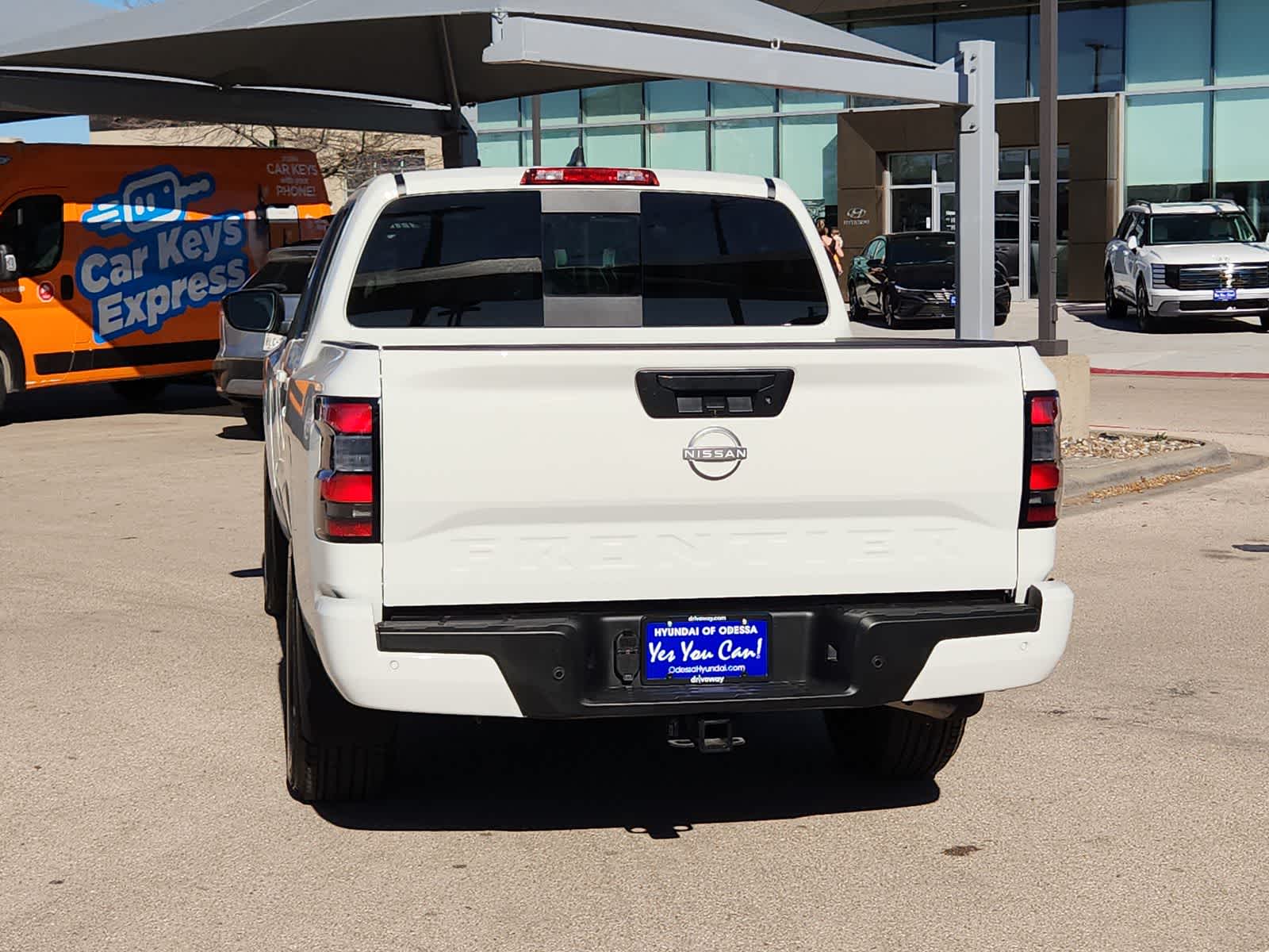 2025 Nissan Frontier SV