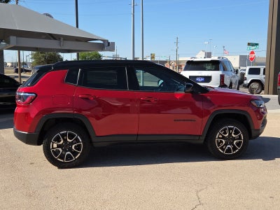 2025 Jeep Compass Trailhawk