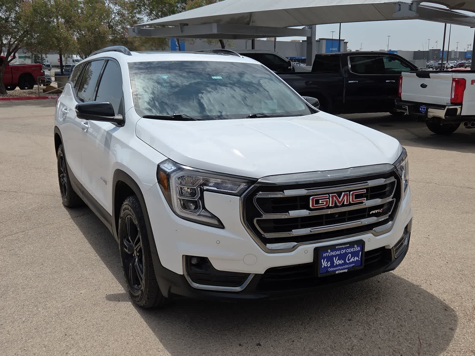 2022 GMC Terrain AT4
