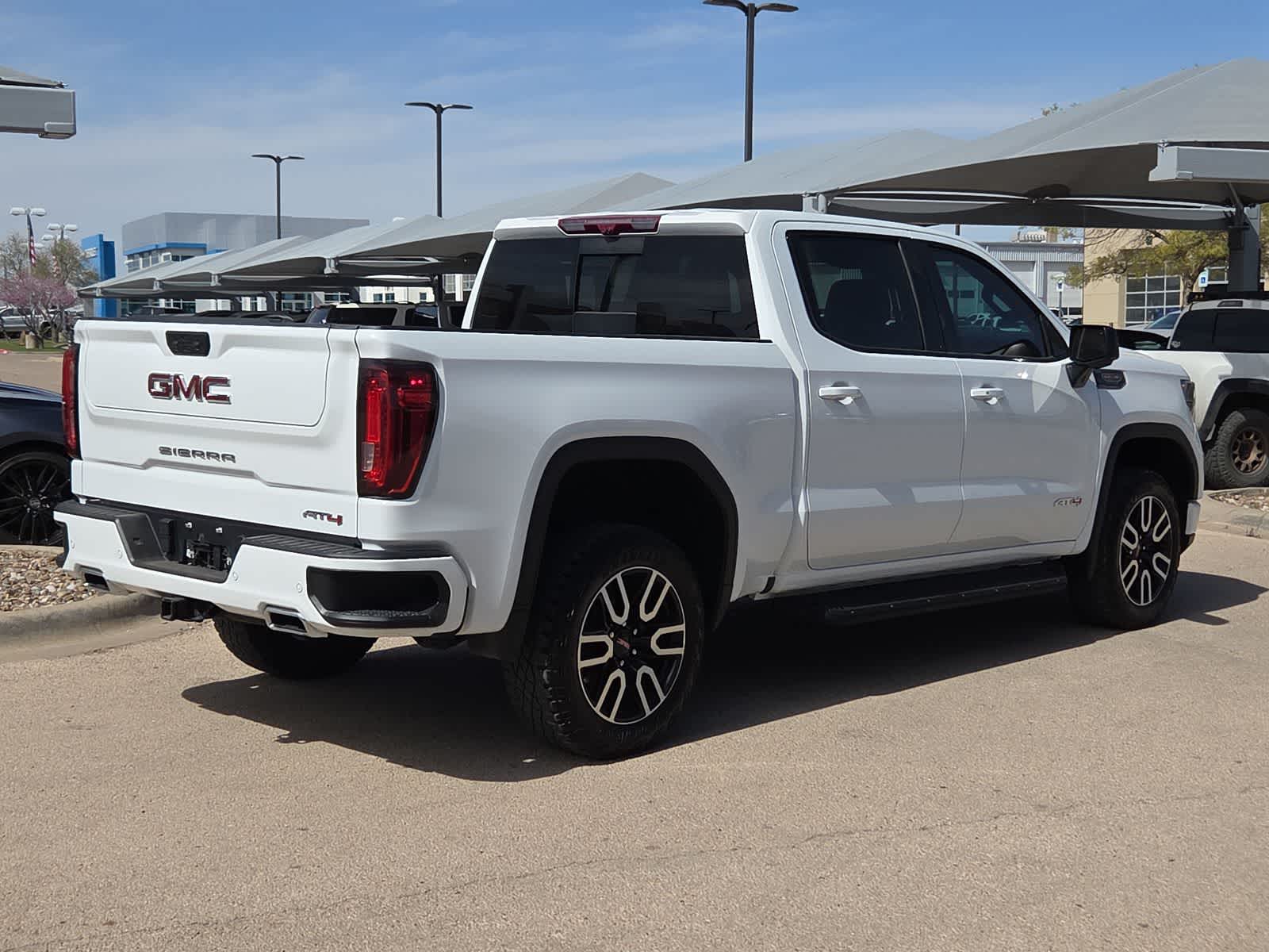 2024 GMC Sierra 1500 AT4