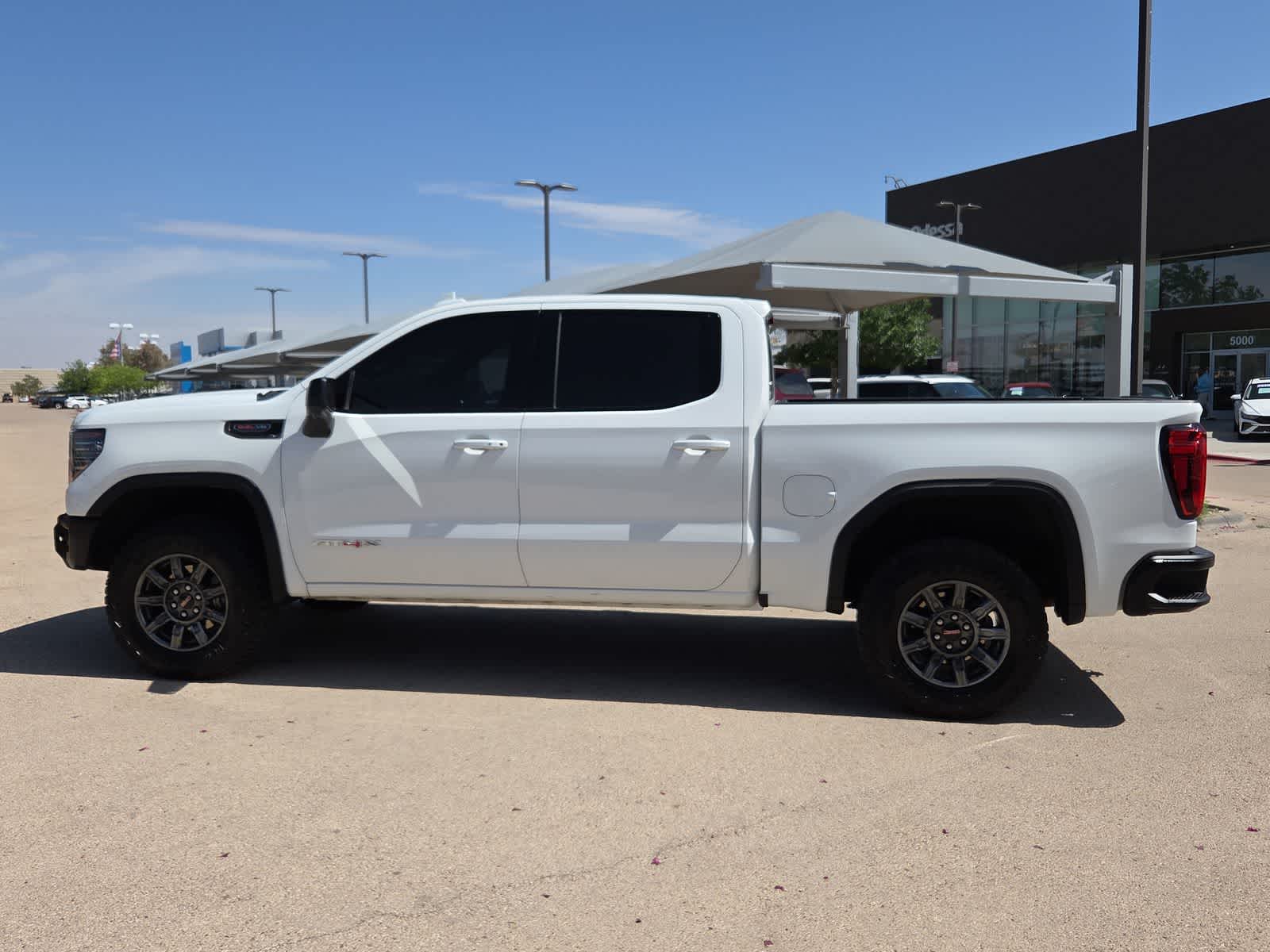 2024 GMC Sierra 1500 AT4X