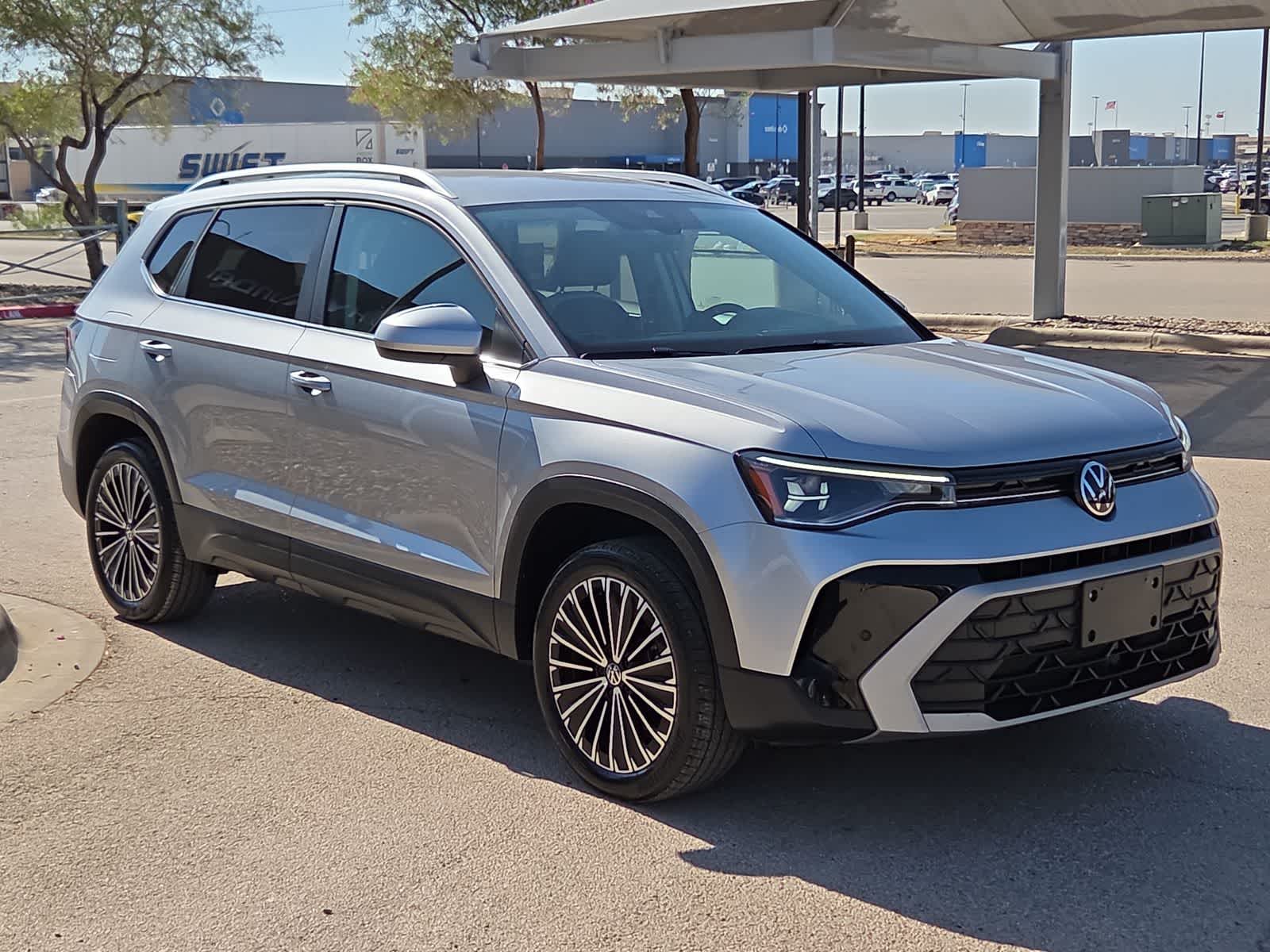 2026 Volkswagen Taos SE