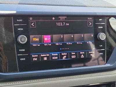 2024 Volkswagen Taos SE