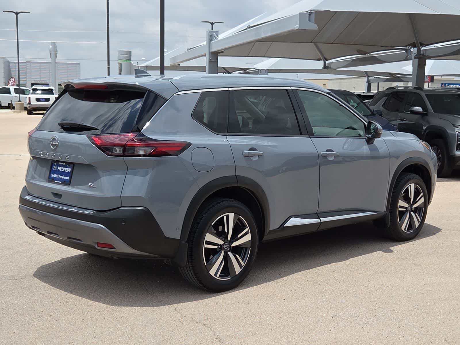 2023 Nissan Rogue SL