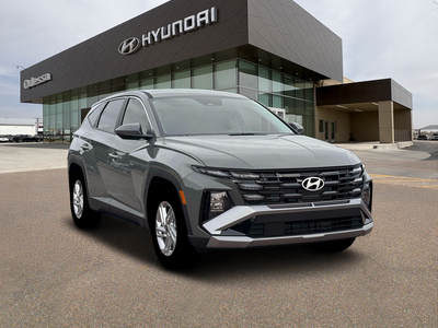 2026 Hyundai TUCSON SE