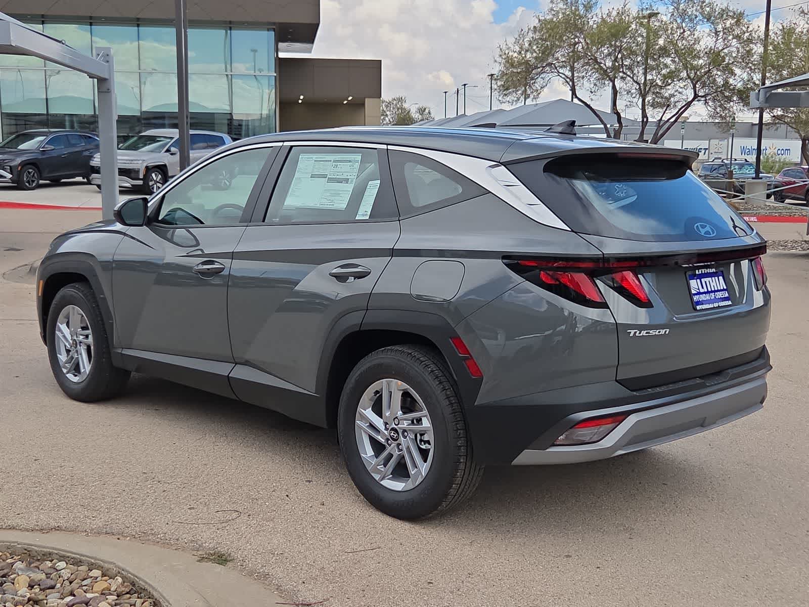 2026 Hyundai TUCSON SE