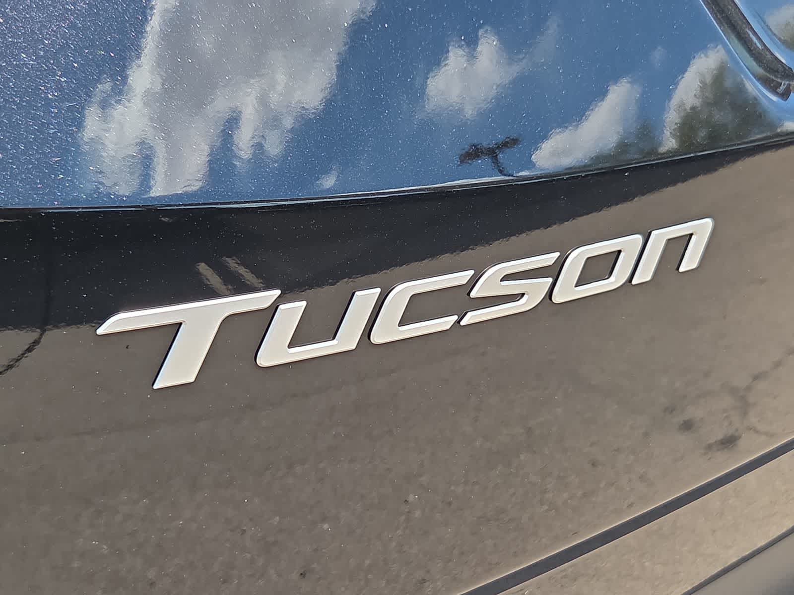 2026 Hyundai TUCSON SE