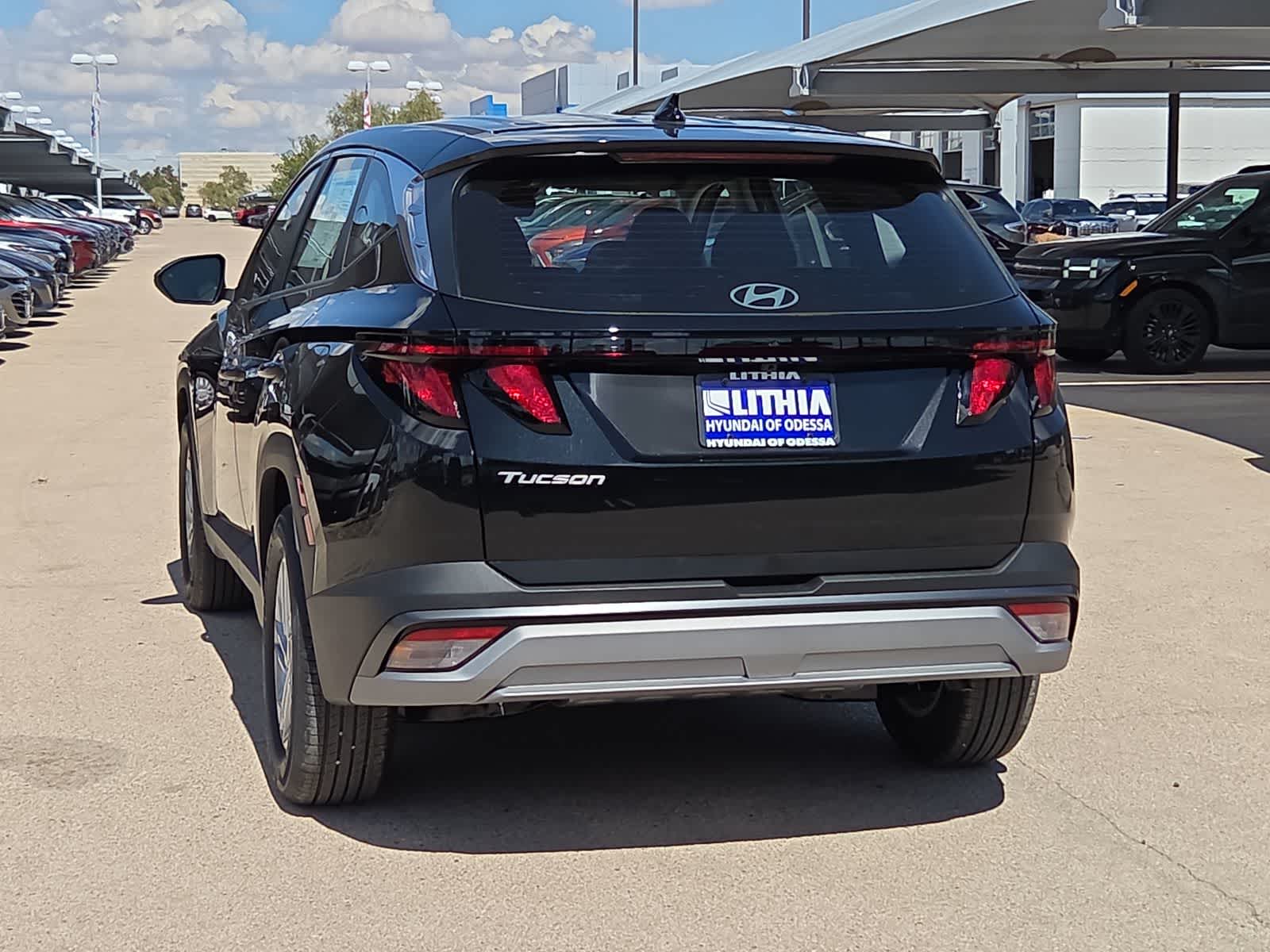 2026 Hyundai TUCSON SE