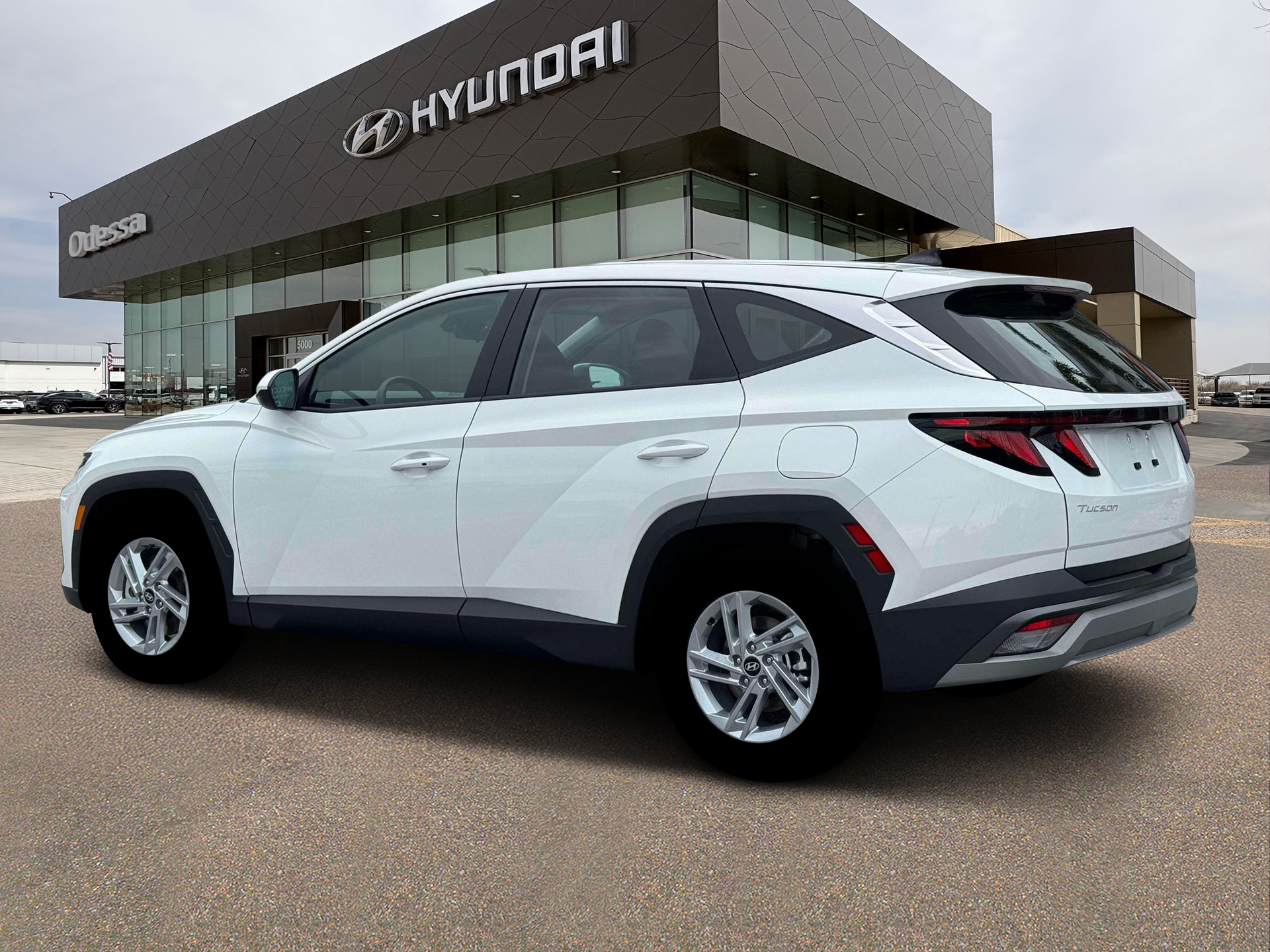 2026 Hyundai TUCSON SE