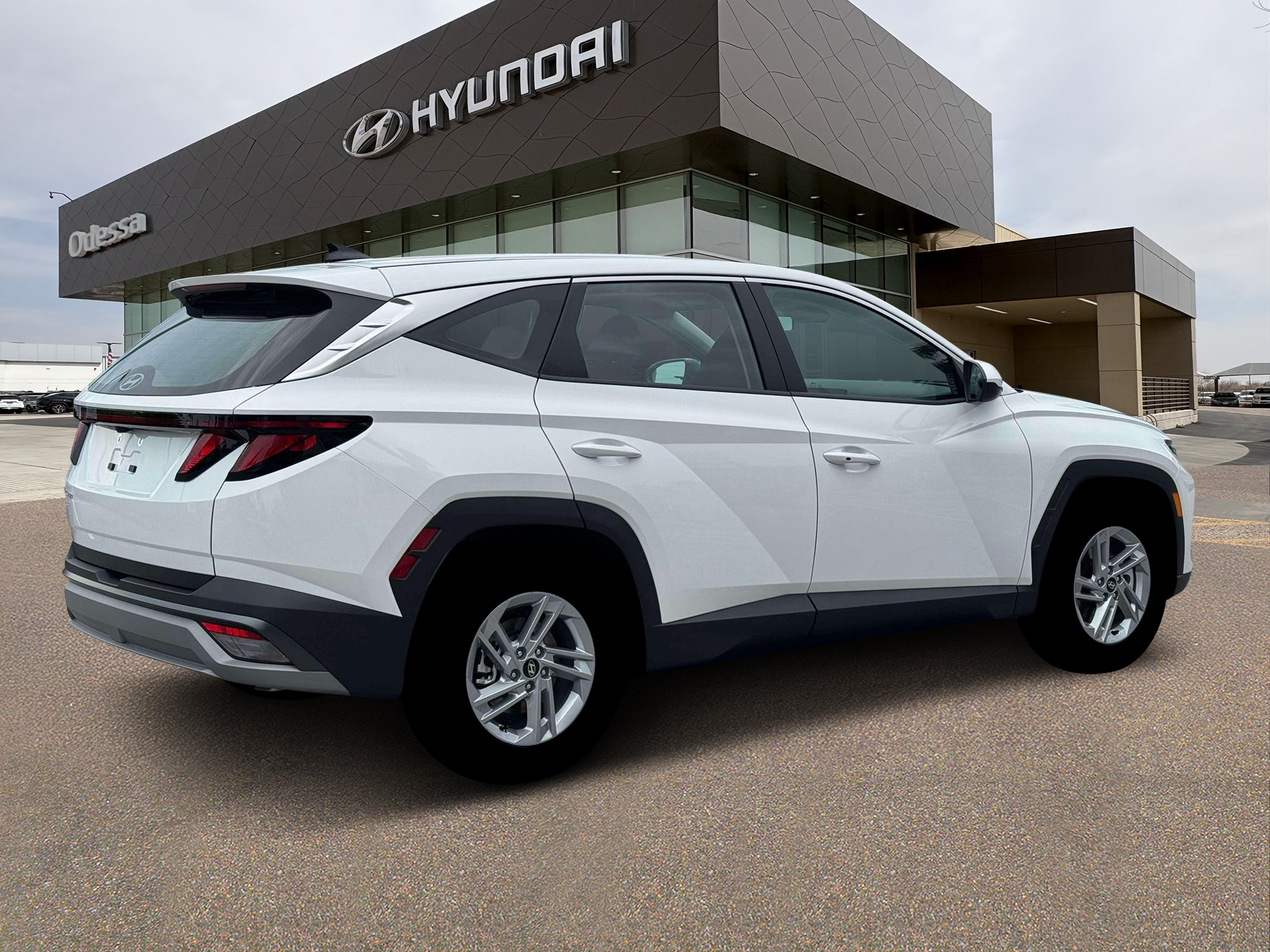 2026 Hyundai TUCSON SE