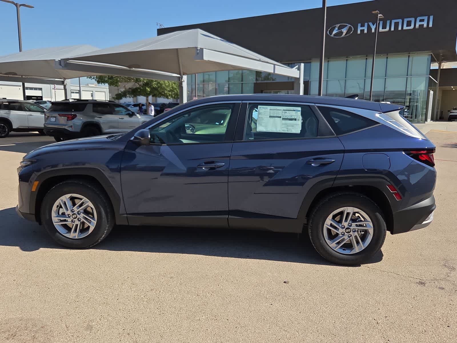 2026 Hyundai TUCSON SE