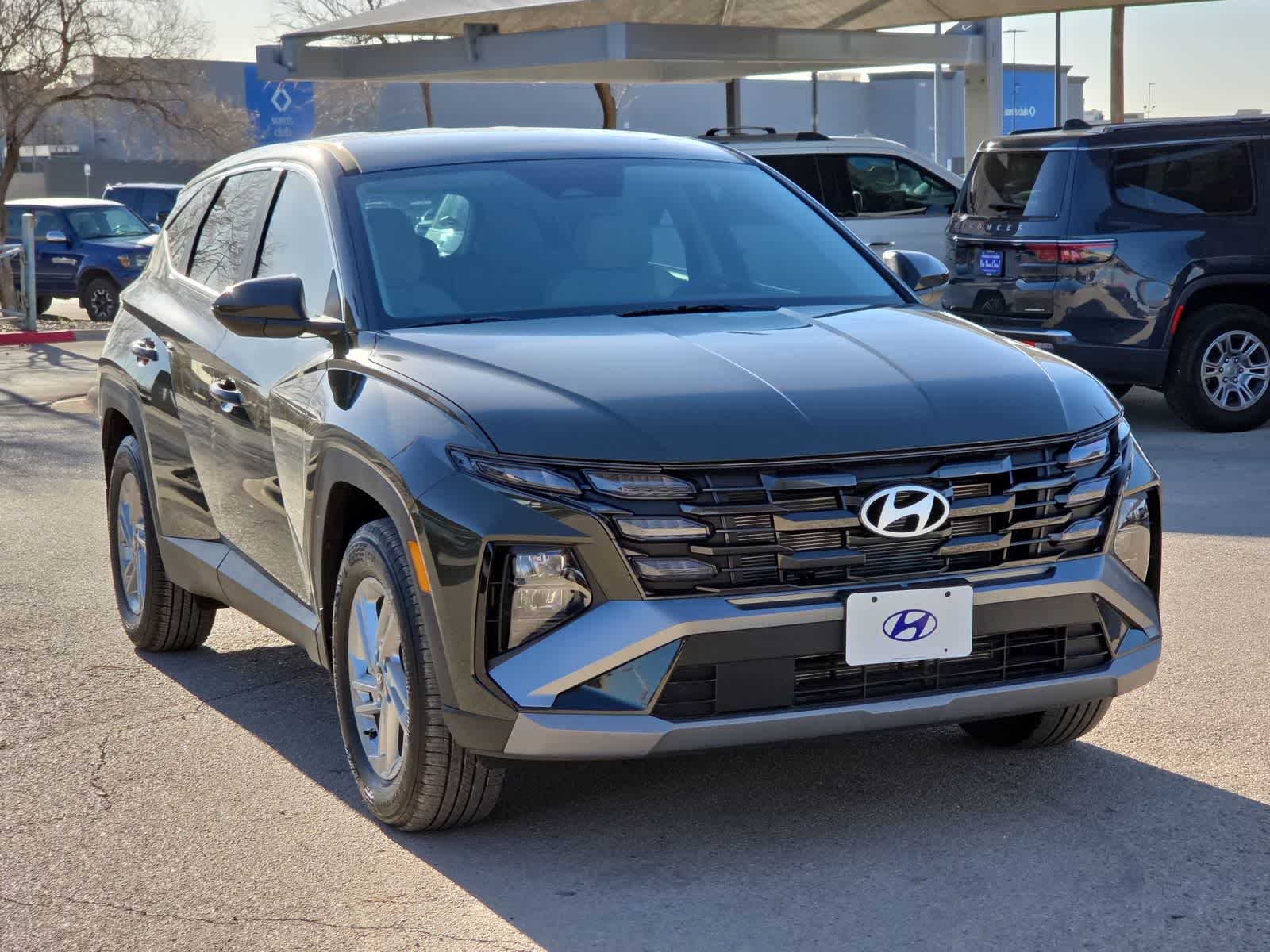 2026 Hyundai TUCSON SE