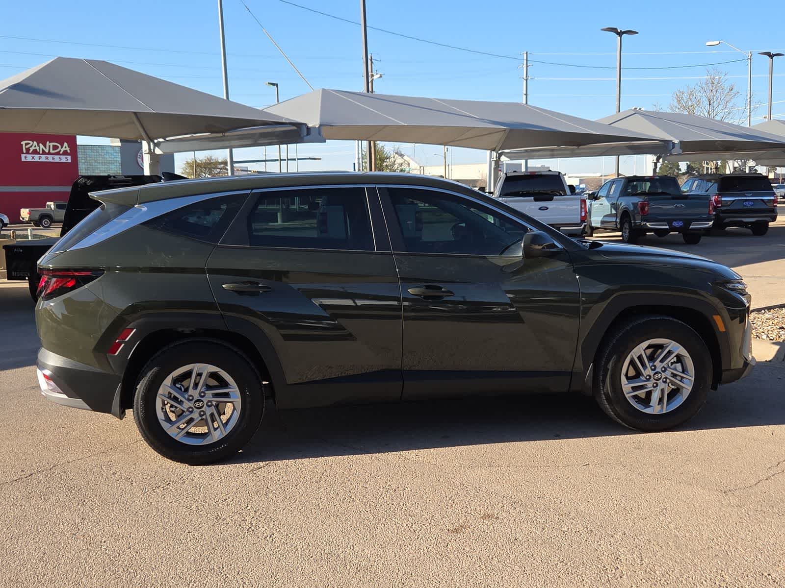 2026 Hyundai TUCSON SE