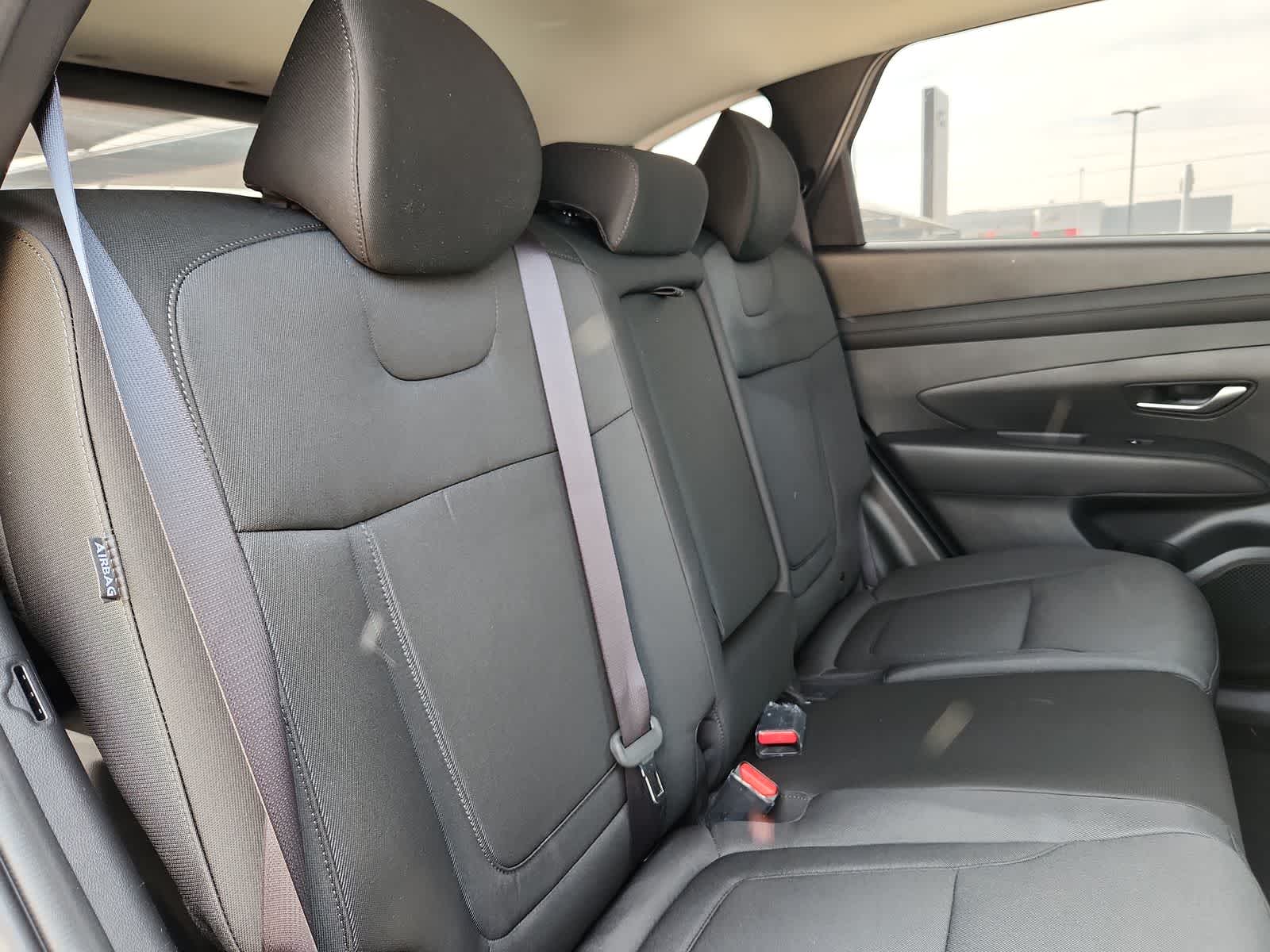 2026 Hyundai TUCSON SE