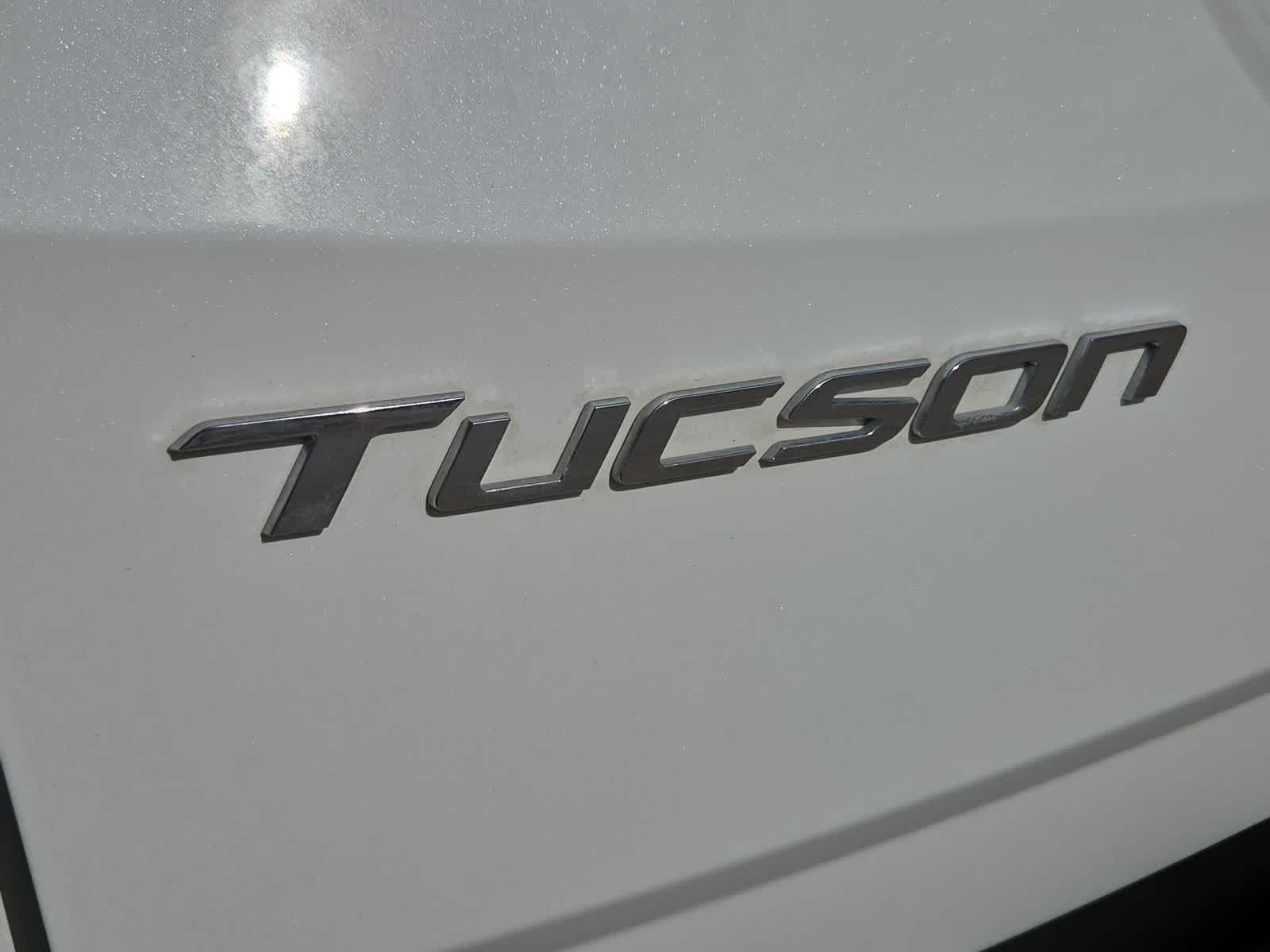 2024 Hyundai TUCSON SE